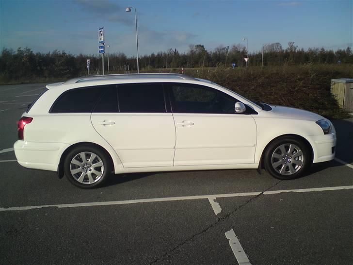 Toyota Avensis Sol Plus Special billede 8