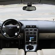 Ford Mondeo 2.5 V6  GHIA