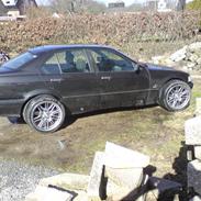 BMW 320i E36 