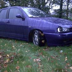 Seat CORDOBA (solgt)