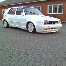 VW Golf 2 GTI 16V/VR6 solgt