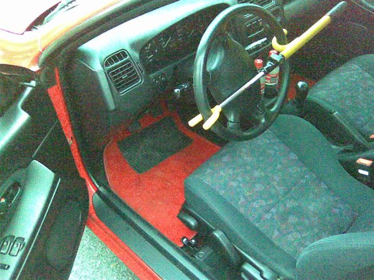 Mazda 323F 1.8  billede 2