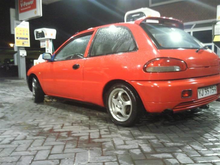 Mitsubishi colt ....død.... billede 4