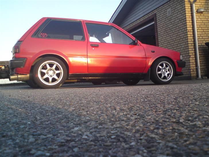 Toyota Starlet (Skrottet) billede 5