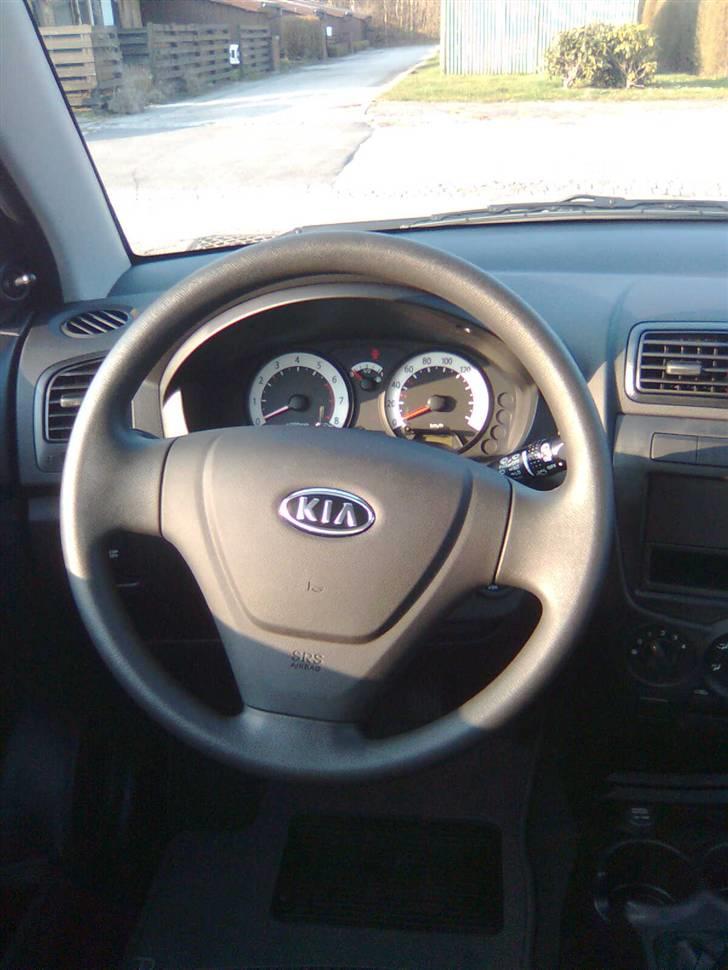 Kia picanto *solgt* billede 5