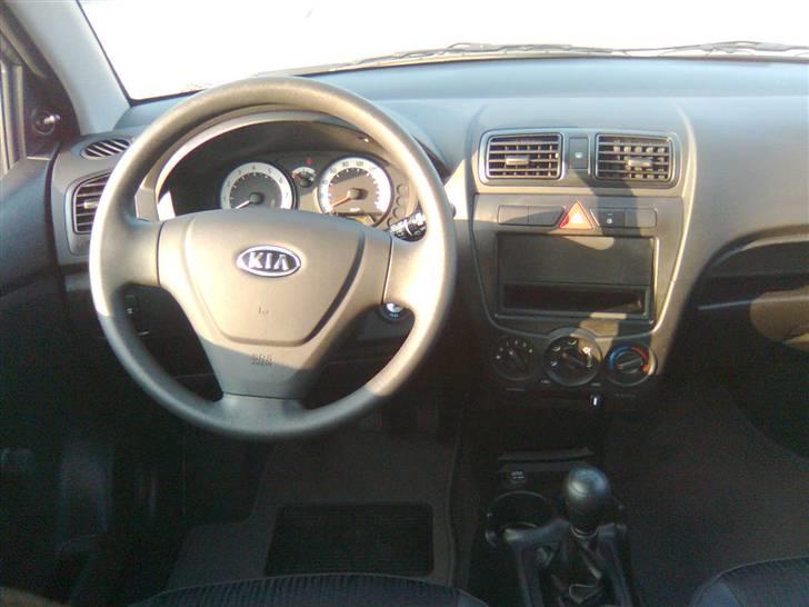 Kia picanto *solgt* billede 6