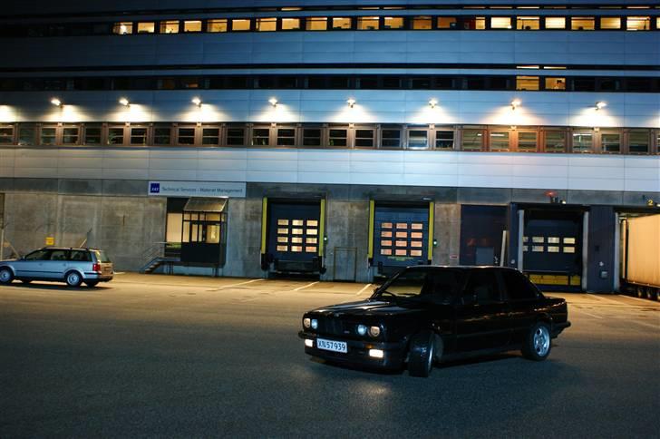 BMW e30 325i *SOLGT* billede 8