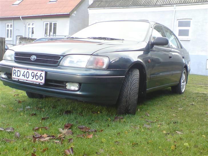 Toyota Carina E billede 2