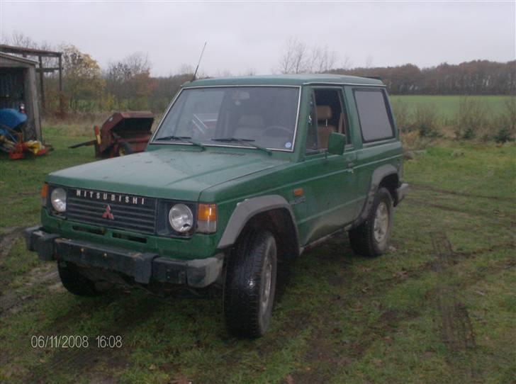 Mitsubishi pajero 2,5 td SOLGT billede 1