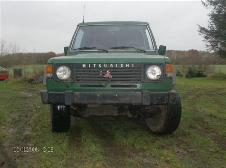 Mitsubishi pajero 2,5 td SOLGT billede 3