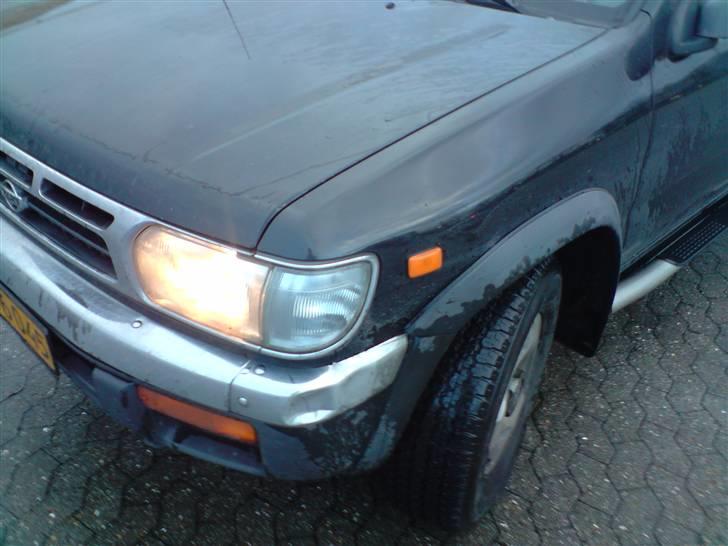 Nissan Pathfinder SE 3.3L SOLGT> billede 4