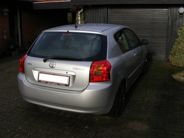 Toyota Corolla E12 1.4 VVTI billede 4