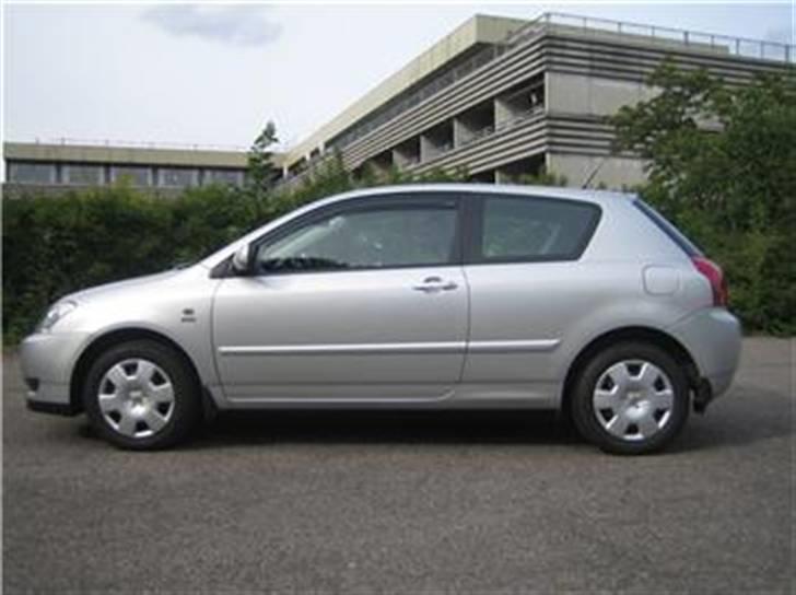 Toyota Corolla E12 1.4 VVTI - Fra salgsannoncen da jeg købte bilen billede 13