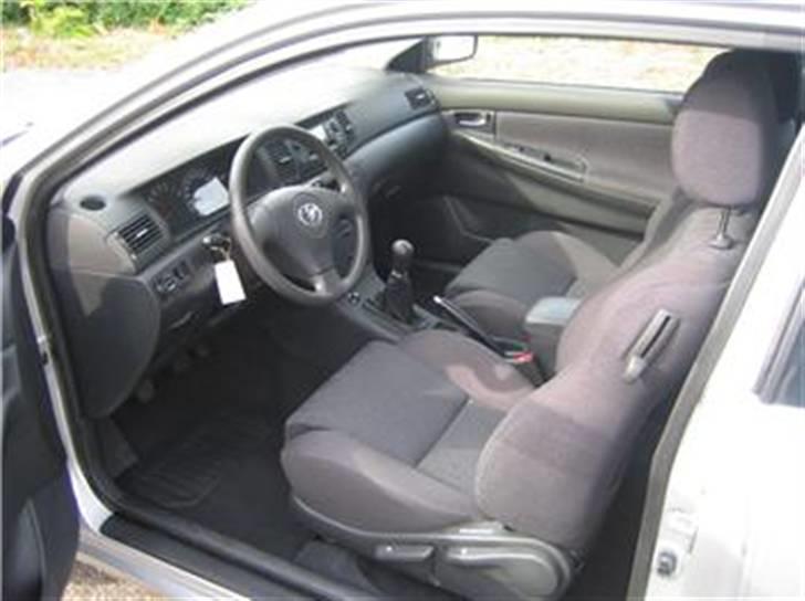 Toyota Corolla E12 1.4 VVTI - Fra salgsannoncen da jeg købte bilen billede 15