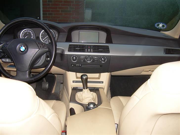 BMW E60  530i  22" SOLGT billede 13