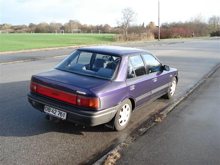 Mazda 323 - Bagfra billede 4
