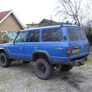 Toyota landcruiser hj61