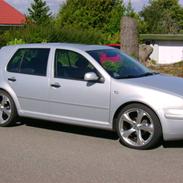 VW Golf 4 *SOLGT*