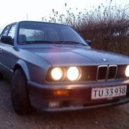 BMW 318i e30