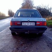 BMW 318i e30