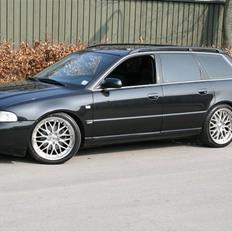 Audi A4 2,5TDI Quattro (SOLGT)