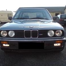 BMW E30 318i !!!solgt!!!