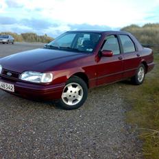 Ford Sierra 1.8 Saphier