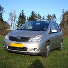 Toyota Corolla Verso Combivan