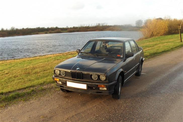 BMW E30     320I Solgt billede 1