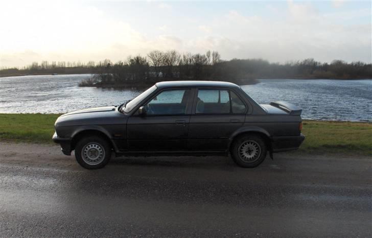 BMW E30     320I Solgt billede 3