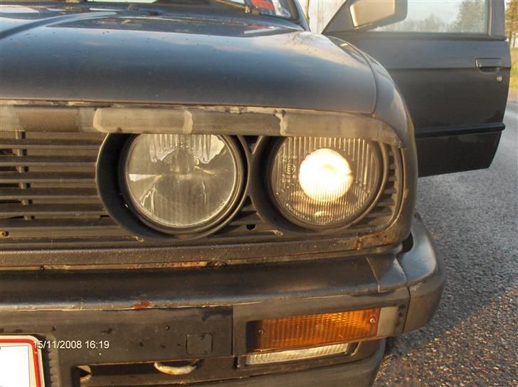 BMW E30     320I Solgt billede 8