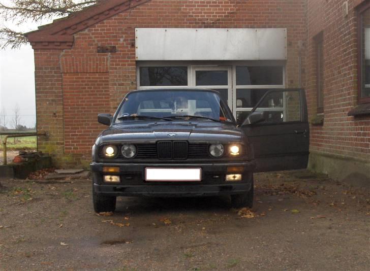 BMW E30     320I Solgt billede 17