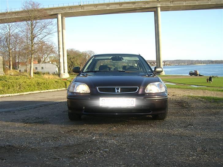 Honda Civic 1,5 VTEC solgt billede 3