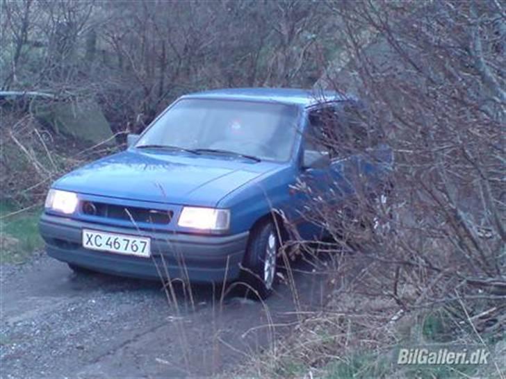 Opel Corsa A ~Solgt billede 1