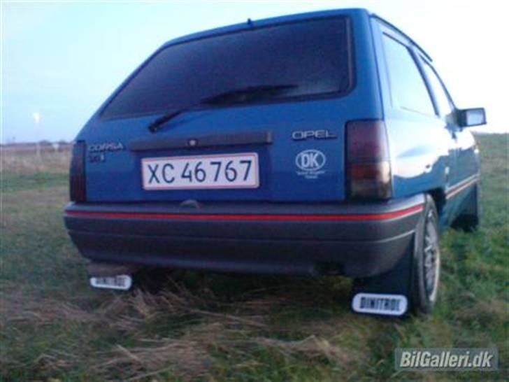 Opel Corsa A ~Solgt billede 3