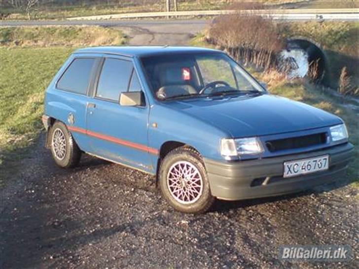 Opel Corsa A ~Solgt billede 4