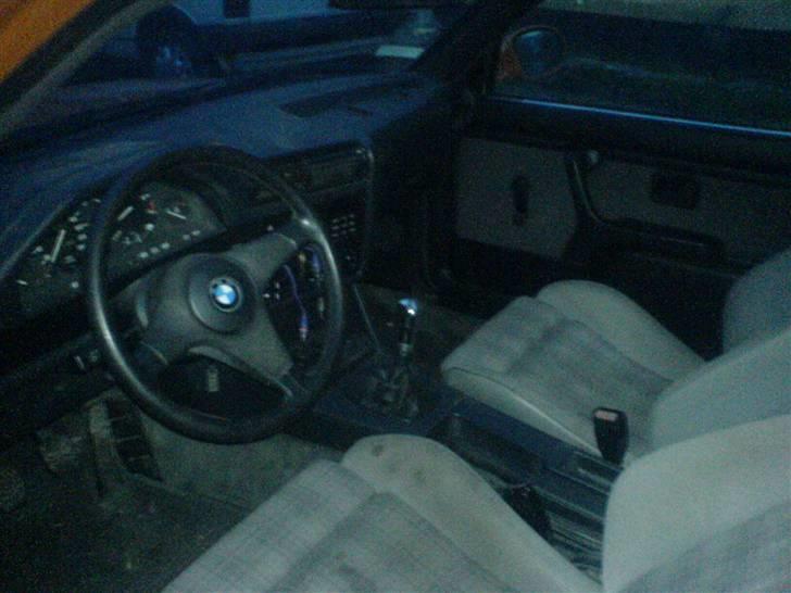 BMW 325i  SOLGT billede 9