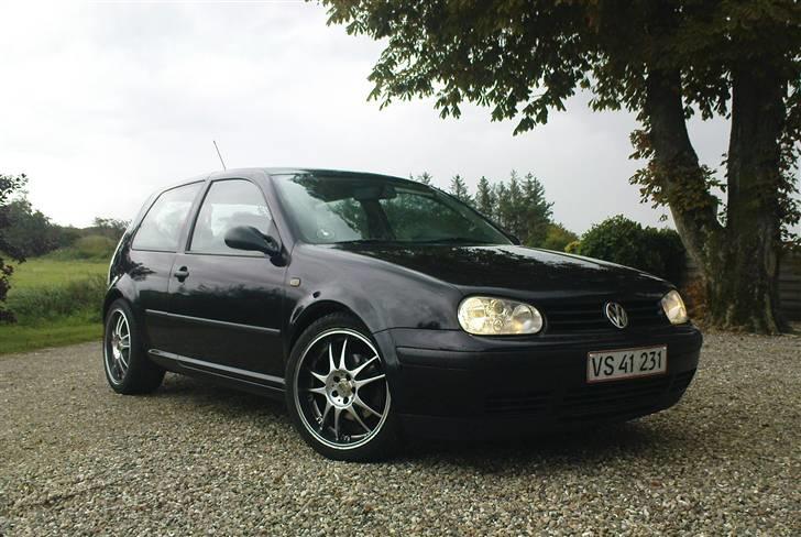 VW Golf 4 billede 1