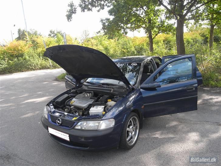 Opel Vectra B •SOLGT• billede 1