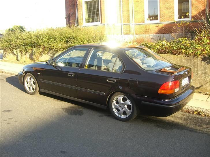 Honda Civic 1,5 VTEC solgt billede 15