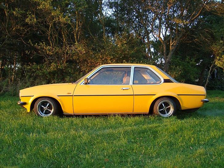 Opel Ascona B 1,6 S Submarine billede 1