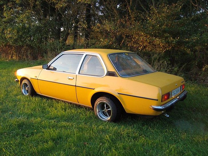 Opel Ascona B 1,6 S Submarine billede 2