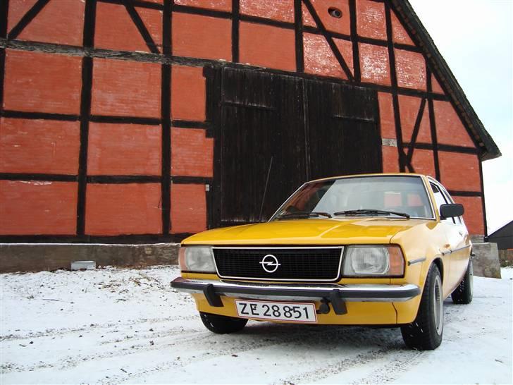 Opel Ascona B 1,6 S Submarine billede 3