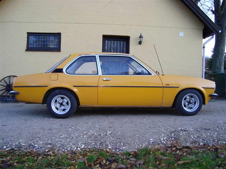 Opel Ascona B 1,6 S Submarine billede 6
