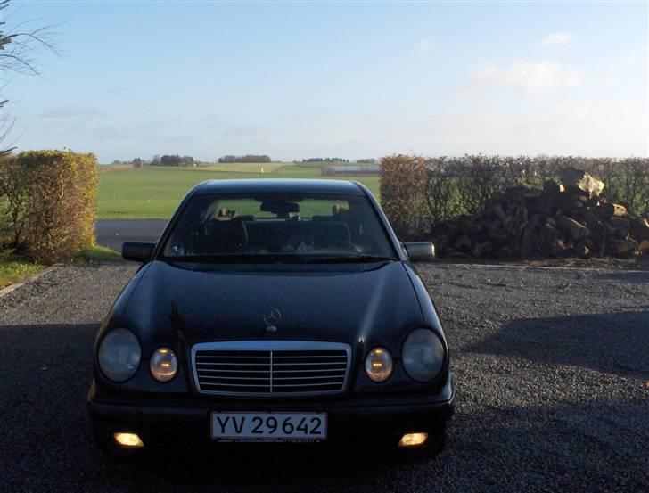 Mercedes Benz 300 d w210 billede 1