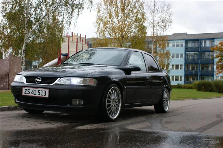 Opel vectra B SOLGT billede 2