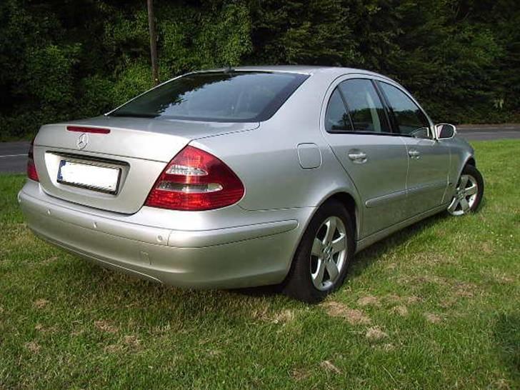 Mercedes Benz e270 cdi (W211) billede 2