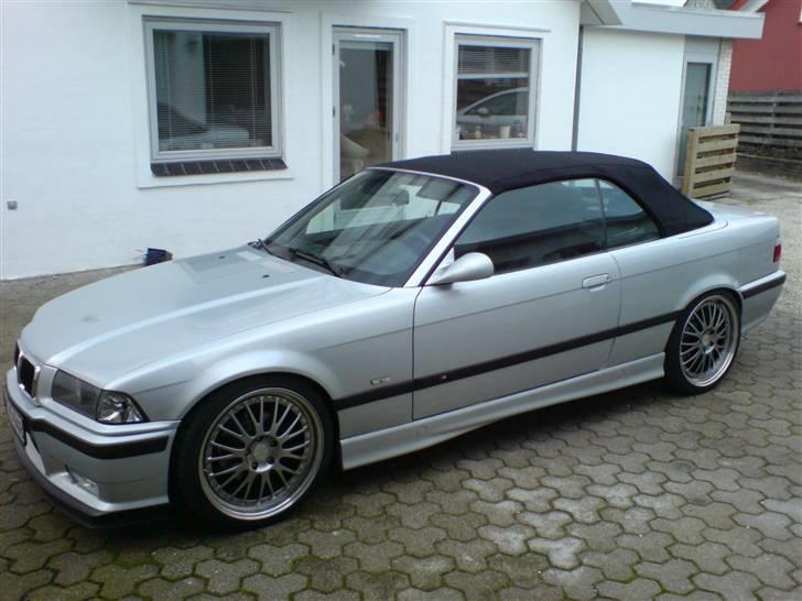 BMW 320i cabriolet (solgt) billede 11