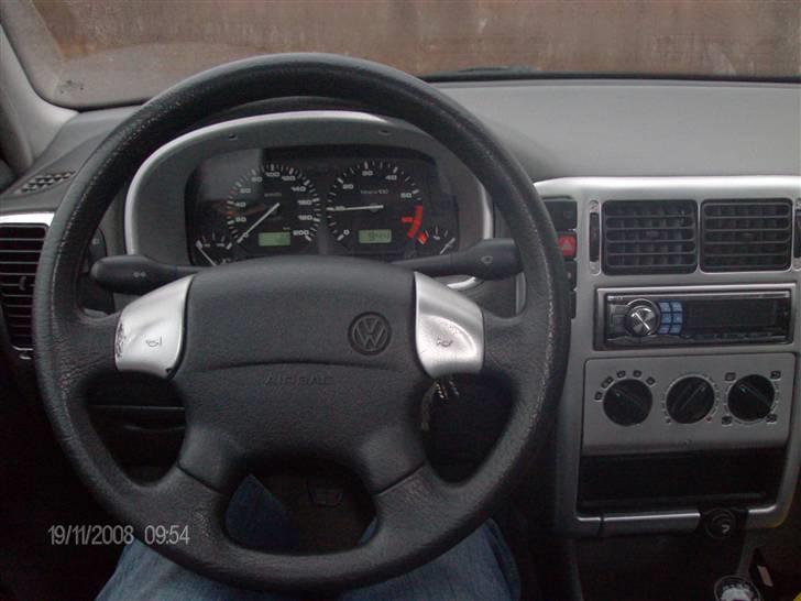 VW Polo SOLGT billede 8