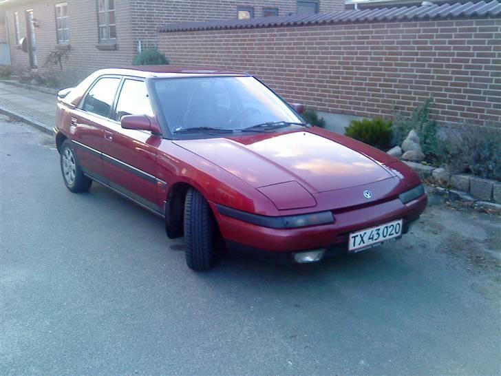 Mazda 323f 1,8 GT, Solgt billede 11